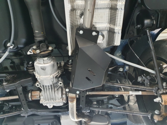 Steel skid plate for Dacia Duster 4x4 - promotional package