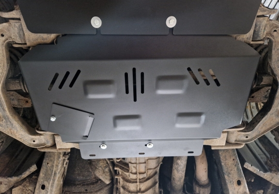 Aluminum skid plate for Nissan Navara