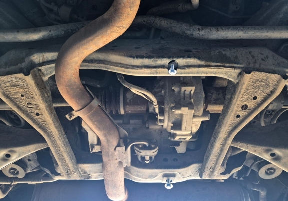 Steel diferential skid plate for Nissan X Trail