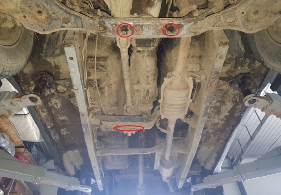 Steel gearbox skid plate for Suzuki X90