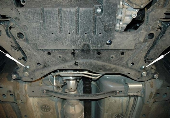 Steel skid plate for the protection of the engine and the gearbox for Mitsubishi Lancer