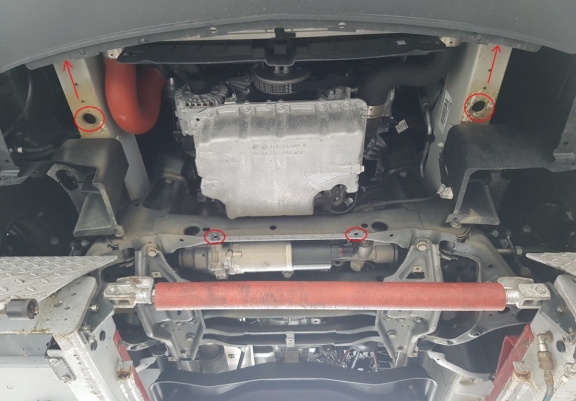 Steel skid plate for Mercedes Sprinter-RWD