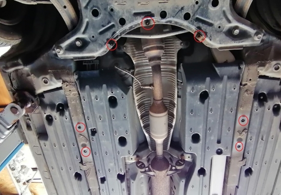 Steel catalytic converter plate/cat lock for Toyota Prius