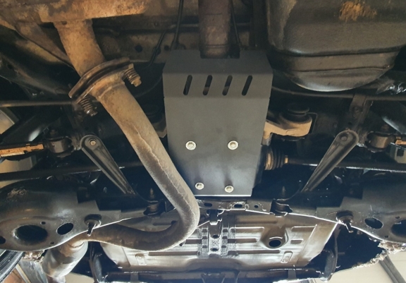 Steel differential skid plate for Toyota RAV 4