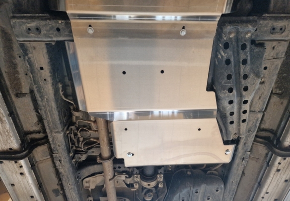 Aluminum differential skid plate for Toyota Hilux Invincible