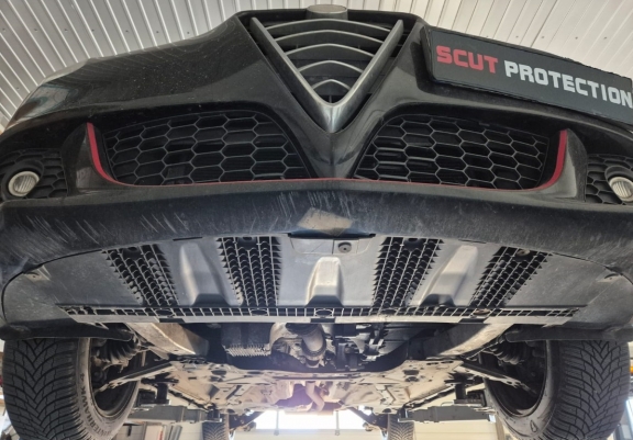 Steel skid plate for Alfa Romeo Giulietta