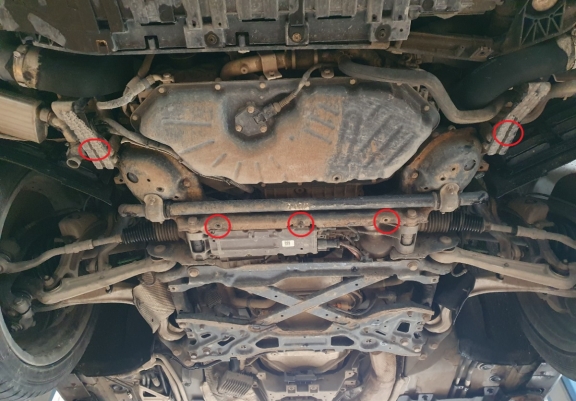 Steel skid plate for Audi A8