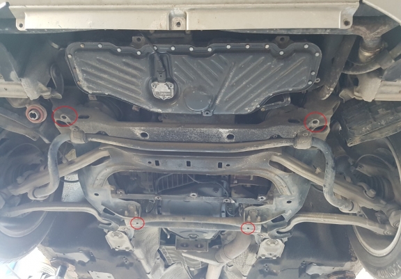 Steel skid plate for Audi A8