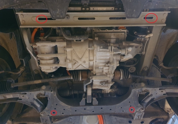 Steel skid plate for Dacia Spring