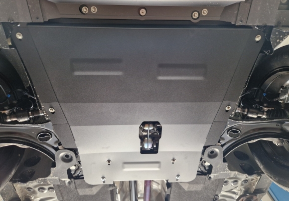 Steel skid plate for Dacia Duster - 4x2 , 4x4