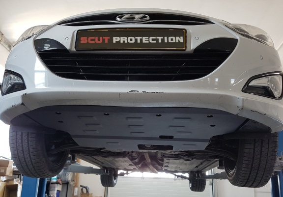 Steel skid plate for the protection of the engine and the gearbox for Hyundai i40