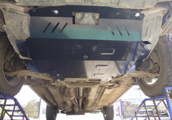 Steel skid plate for Nissan X-Trail T30