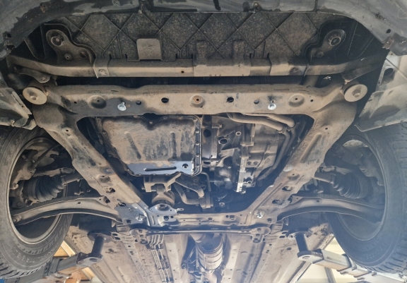 Steel skid plate for Nissan Qashqai J10