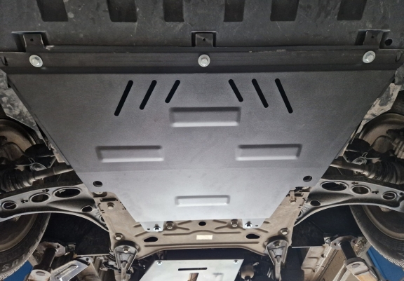 Steel skid plate for Renault Trafic 3 facelift