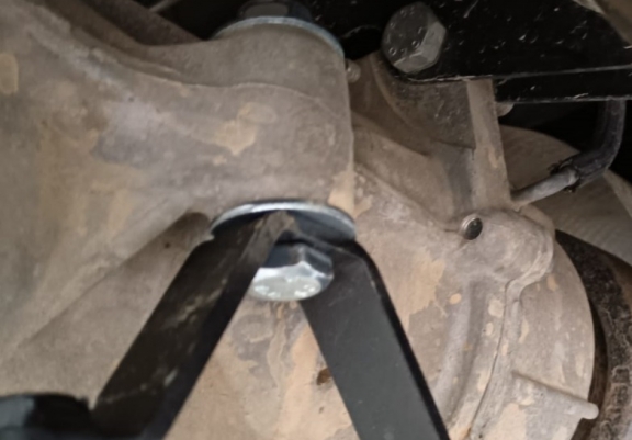 Steel diferential skid plate for Dacia Bigster 4x4