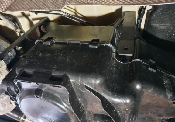 Steel AdBlue tank plate for Ford Transit Custom