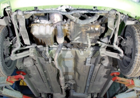 Steel skid plate for Subaru Justy