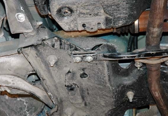 Steel skid plate for Citroen C3 Picasso