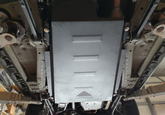 Steel transfer case skid plate for Suzuki Jimny - 3-door model