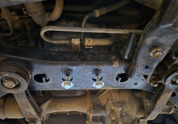 Steel skid plate for Lexus GX460